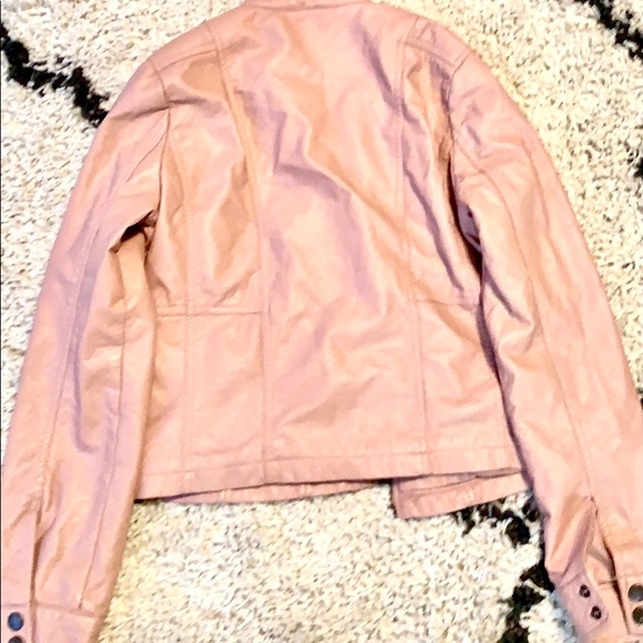 Faux leather jacket (blush) - Picture 3 of 6